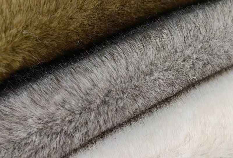 1200 mg * 185 cm Tecido de imitação de pele de raposa catiônica de duas cores 1200 mg * 185 cm Tecido de imitação de pele de raposa catiônica de duas cores
