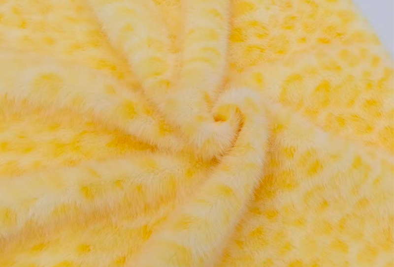 Tecido de vison falso com estampa de leopardo europeu de 160 mm de largura Tecido de vison falso com estampa de leopardo europeu de 160 mm de largura